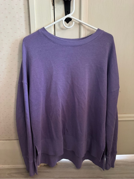 Time and Tru Jackets & Blazers - Women’s Relaxed Crewneck Sweater in Lavender